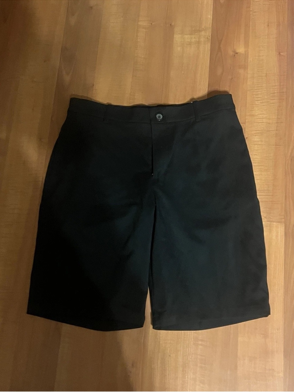 NWT Nike Dri Fit Size 32 M Black Standard Fit Golf Shorts